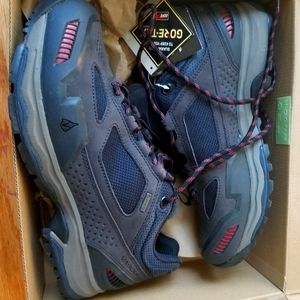 Men's Vasque shoes